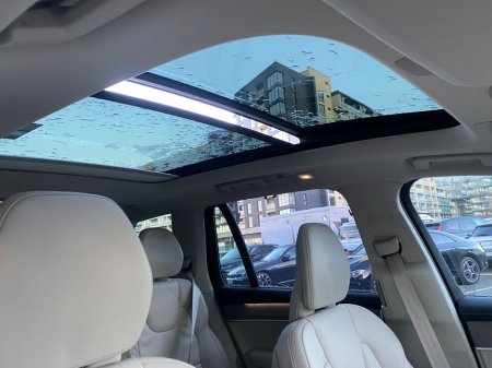 2025 Volvo XC90 T8 Ultra Dark AWD Auto (PHEV) €84,900 thumbnail