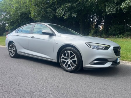 2018 Opel Insignia 1.6 (110PS) Turbo D ecoTEC SC €8,950