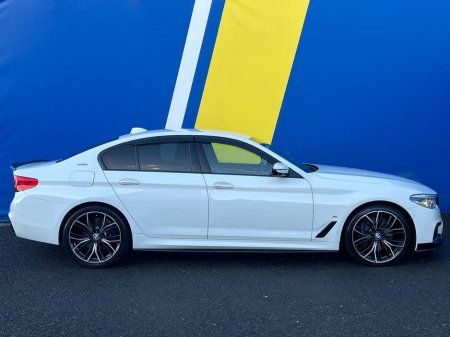 2017 BMW 5 Series 530e M-SPORT COMPETITION PACK 2.0 HYBRID // VERY LOW MILEAGE // NEW M5 COMP ALLOYS // LEATHER HEATED SEATS // 360 PARKING CAMERAS €27,950