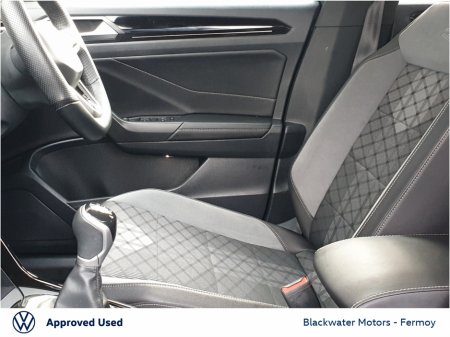 2023 Volkswagen T-Roc 2.0TDI 116BHP R-LINE WITH REAR VIEW CAMERA AND WINTER PACK €31,950