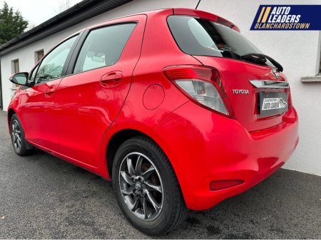 2013 Toyota Yaris 1.0 VVT-i SPORT 70BHP €5,900