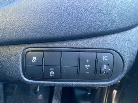 2017 Kia Carens OR RONDO EX 5DR €11,900 thumbnail