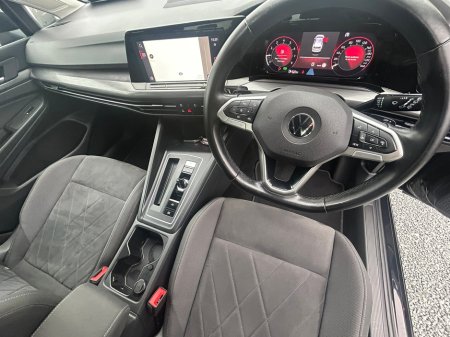 2020 Volkswagen Golf  €22,850 thumbnail