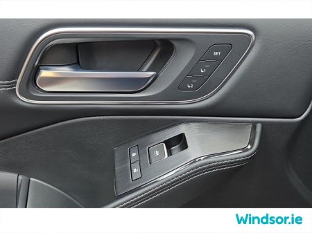 2025 Nissan X-Trail ePOWER SVE 5 Seater *€4k SCRAPPAGE* €48,495 thumbnail