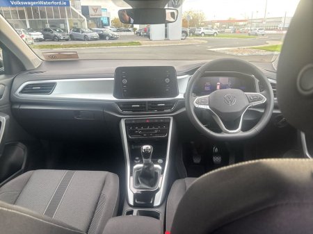 2026 Volkswagen T-Roc EDITION 75 2.0TDI M6F 116HP €40,184 thumbnail