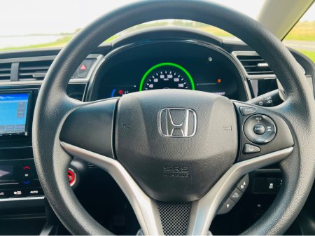 2019 Honda Shuttle HYBRID / AUTO / FINANCE AVAILBLE €13,950 thumbnail
