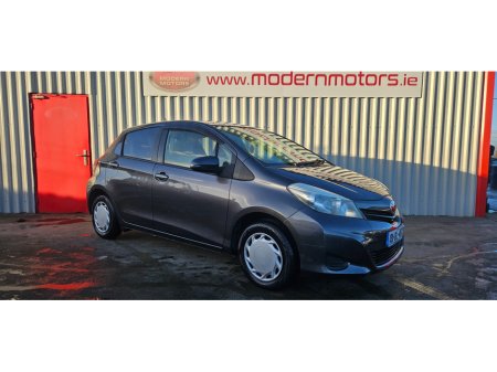 2013 Toyota Yaris AUTOMATIC 1.0 PETROL 5DR €5,750