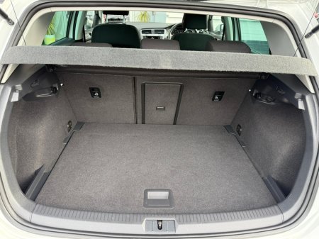 2016 Volkswagen Golf  €14,890 thumbnail