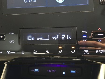 2022 Hyundai Tucson * Jan 2026 Pricing * Executive Hybrid HEV Automatic €33,950 thumbnail