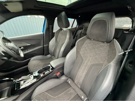 2020 Peugeot 2008 **DEPOSIT TAKEN** GT-LINE - 1.2 PETROL - AUTO - 12M WARRANTY - CAR: 930 €20,950 thumbnail