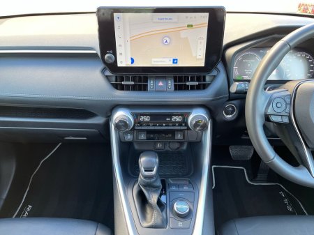 2023 Toyota Rav4 2.5 Hybrid AWD-i Platinum €44,950 thumbnail