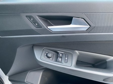 2025 Ford Tourneo Connect 2.0 TDCI Grand Tourneo 7-Seater Automatic €49,950 thumbnail