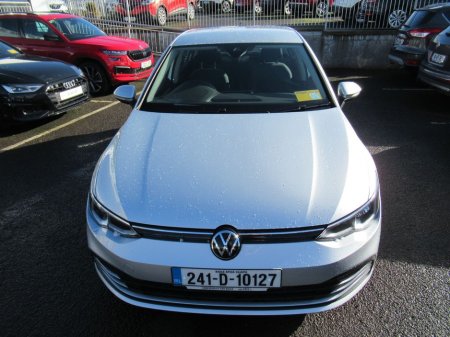 2024 Volkswagen Golf Life 2.0 TDI 115HP 5DR €30,950