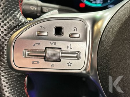 2022 Mercedes-Benz EQA EQA 250 AMG LINE - HEATED SEATS - REVERSE CAMERA - AMBIENT LIGHTING - ELECTRIC TAILGATE €28,950 thumbnail