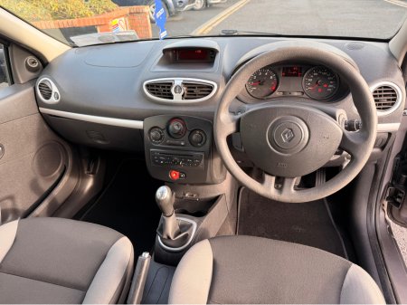 2012 Renault Clio III EXPRESSION 1.2 ETHANO ETHANOL 3DR 2DR €3,950 thumbnail