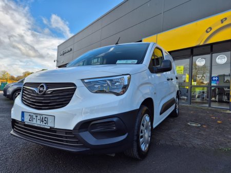 2021 Opel Combo L1H1-1.5 DIESEL €13,950