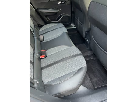 2024 Peugeot 2008 1.2 Puretech 100bhp Allure €28,950 thumbnail