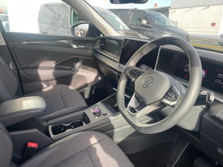 2025 Volkswagen Tayron 2.0 TDI 150HP Edition 75 DSG €53,975 thumbnail