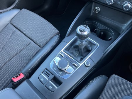 2020 Audi A3 S-LINE SPORTBACK 30TFSI MANUAL 1.0 PETROL thumbnail