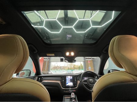 2024 Volvo XC60 €54950! 2024 VOLVO XC60 T6 RECHARGE ULTIMATE AWD  / CRUISE CONTROL / 360° PARKING CAMERA / ELECTRIC MEMORY & HEATED SEATS / REAR HEATED SEATS / PANORAMIC SUNROOF / HEATED STEERING WHEEL €54,950 thumbnail