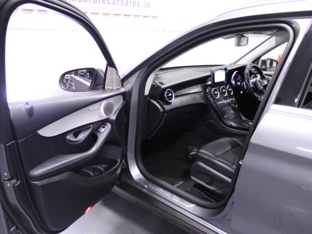 2017 Mercedes-Benz GLC Class 250 D 4MATIC AMG SPORT 5DR AU €25,950 thumbnail