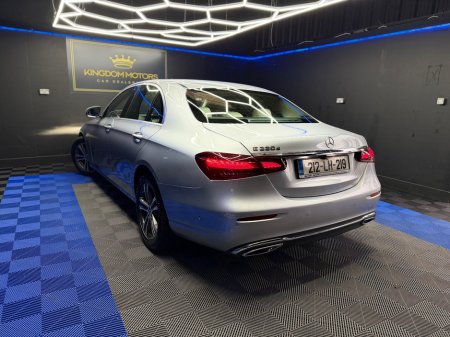 2021 Mercedes-Benz E Class E 220 D A/T Avantgarde €36,900 thumbnail