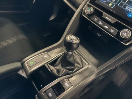 2018 Honda Civic 1.0 VTEC MANUAL=LOW MILES//HUGE SPEC=FULL SERVICE HISTORY=181 Dublin REG=ONLY €200 ANNUAL ROAD TAX//TAILORED FINANCE PACKAGES AVAILABLE=TRADE INS WELC €17,995 thumbnail