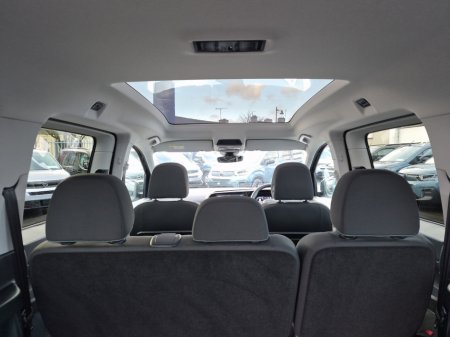 2026 Ford Tourneo Connect Active Lowered Floor Wheelchair Access thumbnail