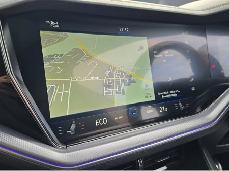 2023 Volkswagen Touareg 3.0TSI V6 R-LINE 462BHP 5DR LAPIZ BLUE +MAXTON KIT STUNNING! €67,950 thumbnail