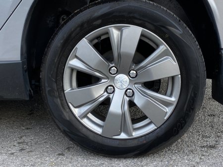 2015 Peugeot 2008 1.2 VTI 82 bhp Active €8,900