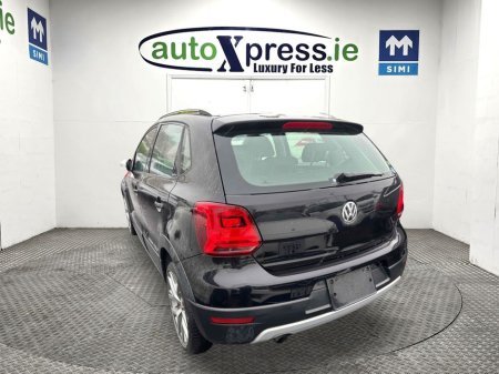 2017 Volkswagen Polo CROS 1.2 TSI Automatic, Reversing camera €15,995