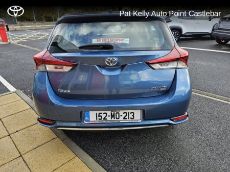 2015 Toyota Auris 1.4 D-4D LUNA 4DR €15,950