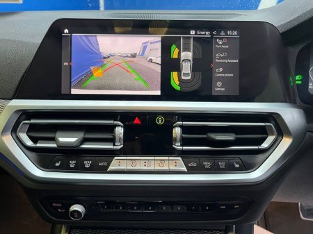 2021 BMW 3 Series 318d M-SPORT COMPETITION 2.0 // LEATHER M-SPORT INTERIOR // NEW 20" M3 ALLOYS // APPLE CARPLAY/ANDROID AUTO €27,900 thumbnail