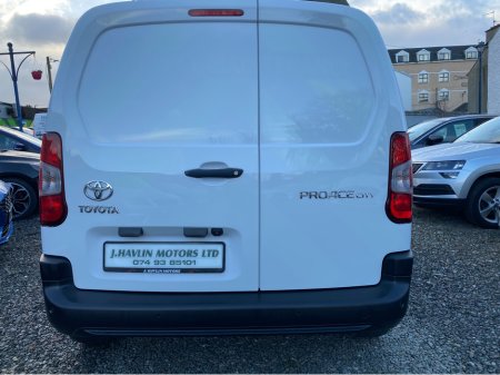 2023 Toyota Proace City City Icon L1 HDi 100 €15,995 thumbnail