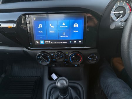 2025 Toyota Hilux 2.8 Single Cab ACTIVE 4x4 Pick Up thumbnail