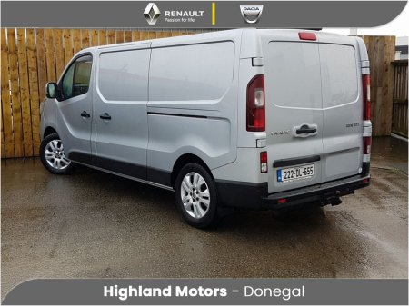 2022 Renault Trafic TRAFIC LL30 BLUE DCI 150 SPORT €25,900