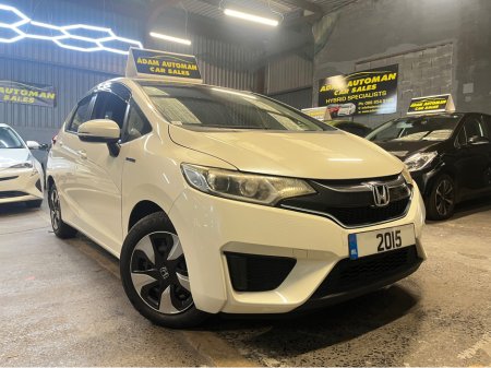 2015 Honda Fit 2015 hybrid auto €10,500