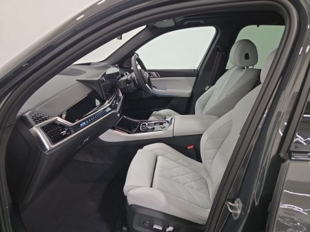 2026 BMW X5 xDrive50e M Sport €121,950 thumbnail