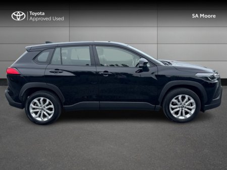 2023 Toyota Corolla Cross HYBRID LUNA €33,495