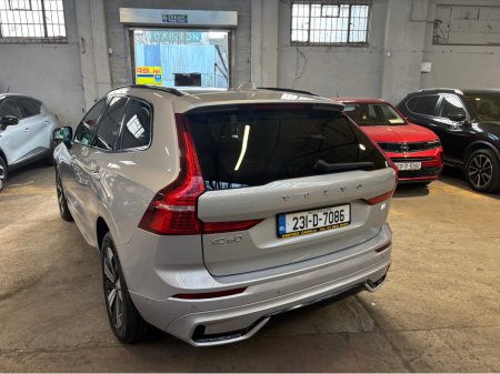 2023 Volvo XC60 T6 PHEV PLUS DARK AWD 5DR AUTO €39,750 thumbnail