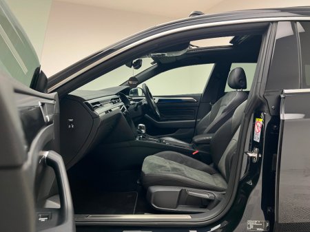 2023 Volkswagen Arteon R LINE 1.4 TSI DSG €37,990 thumbnail