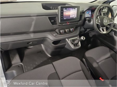 2025 Nissan Primastar 150hp SV Premium €32,798+ VAT) €32,798