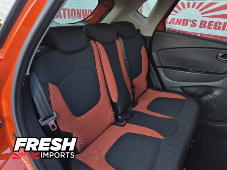 2016 Renault Captur ONLY 75KMS AUTOMATIC thumbnail