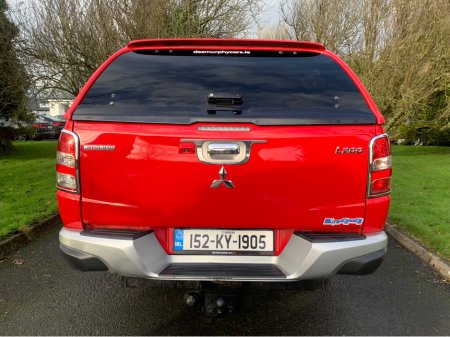 2015 Mitsubishi L200 DID BARBARIAN DCB 4DR 2.5 CR 4WORK €15,995 thumbnail