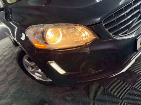 2014 Volvo XC60 D4 (181hp) FWD ES €6,950