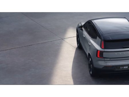 2026 Volvo EX30 Vapor Grey Extended Range Plus with Indigo interior thumbnail