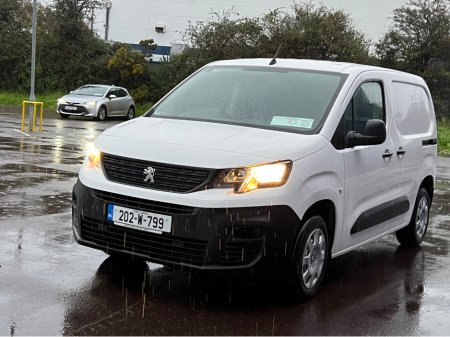 2020 Peugeot Partner 1.5 BLUE HDI 75 PANELL PANELLED 6.2 3 €9,900 thumbnail