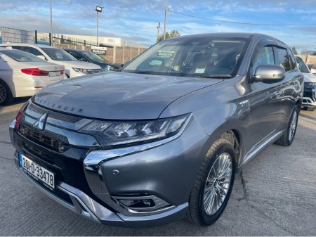 2020 Mitsubishi Outlander HYBRID 2.4 PHEV AUTOMATIC 5DR MODEL  www.bolandscarcentre.ie €22,900
