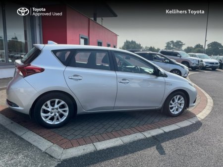 2018 Toyota Auris AURIS HYBRID LUNA 5DR €19,950 thumbnail