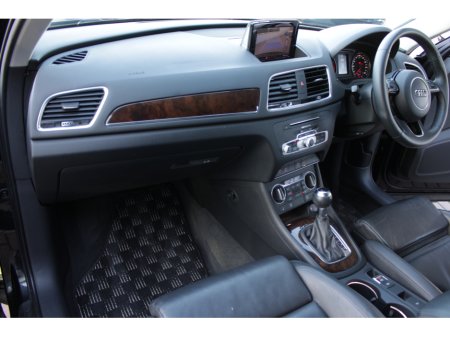 2017 Audi Q3 1.4TFSI SPORTS EDITION 5DR ESTATE AUTO // IMMACULATE CONDITION WITH FULL BLACK LEATHER // BUY WITH CONFIDENCE AA AND SIMI DEALER 2026 // FINANCE ARRANGED // ALL TRADE INS WELCOME // €19,950 thumbnail